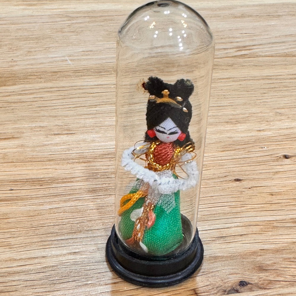 Vintage Miniature Asian Geisha Doll in Glass Cloche Dome Figurine 3.5" Travel